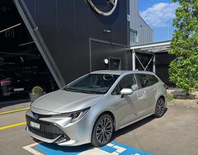 TOYOTA Corolla 2.0Hybrid