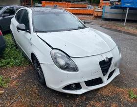 Alfa Romeo  Giulietta Quadrifoglio Verde Launch Edition, 241 PS