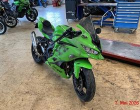 Kawasaki     Ninja ZX-4R 0.4, 48 PS