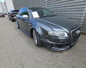 Audi RS4 4.2 V8 32V FSI quattro 4.2, 420 PS