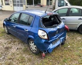 Renault Clio III 1.2 16V Dynamique 1.2, 101 PS