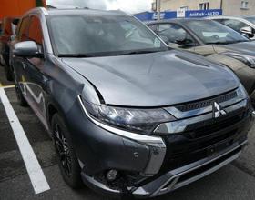 Mitsubishi Outlander 2.4 PHEV Diamond+, 135 PS