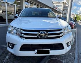 TOYOTA Hilux 2.4D-4D 4x4