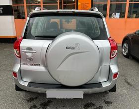 Toyota RAV4 2.0i 16V Linea Terra