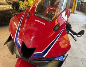 Honda CBR 600 RR ABS x