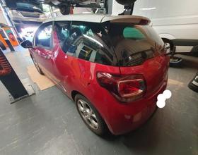 Citroen DS3 1.2 PURE TECH EYE TECH Limousine