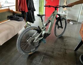 Canyon Strive:ON CFR .