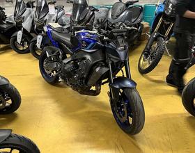 YAMAHA MT-09