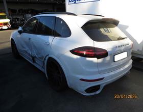 PORSCHE CAYENNE GTS