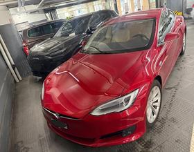 Tesla Model S 75