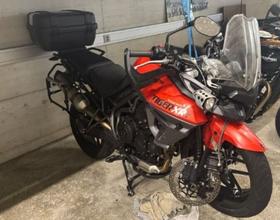 TRIUMPH Tiger 800 XRT