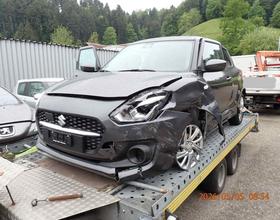 SUZUKI SWIFT 1.2ICOMPACT+HYBR4X4