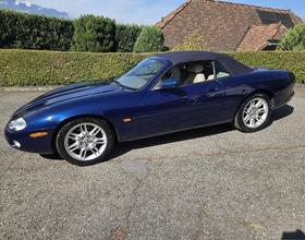 Jaguar XK8