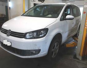 VW TOURAN 2.0 TDI HIGH
