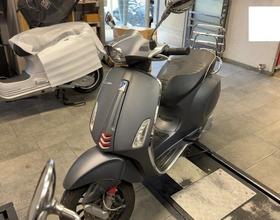 Piaggio Vespa 125 Sprint 3V Notte ABS