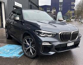 BMW X5 M50i