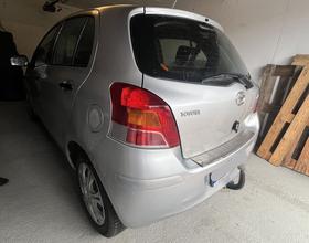 Toyota Yaris 1.33 VVT-i Linea Terra