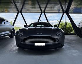 Aston Martin DB11 V12