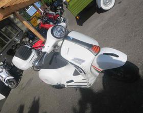 PIAGGIO VESPA GTS 300 SUPER TECH