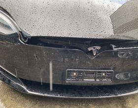 Tesla S75D