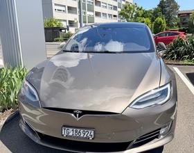 TESLA Model S 90 D
