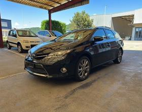 TOYOTA Auris HSD