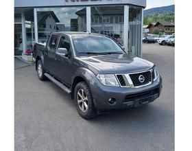 NISSAN NISSAN Navara DC 4WD AT