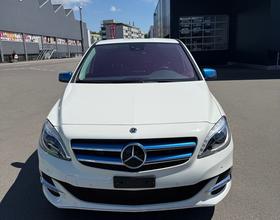 MERCEDES-BENZ B 250 e