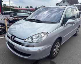 PEUGEOT 807 2.0i 16V