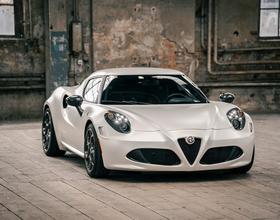 ALFA ROMEO 4C
