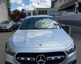 MERCEDES-BENZ GLA 200 Night Star