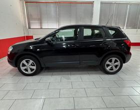 NISSAN Qashqai 2.0 4x4