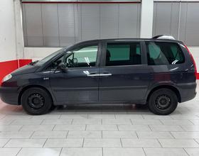 CITROEN C8 2.0i 16V