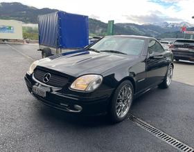 MERCEDES-BENZ SLK 230