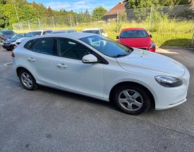 VOLVO V40 D2 Core