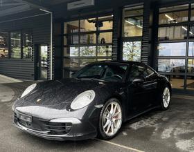 PORSCHE 911 Carrera 4S